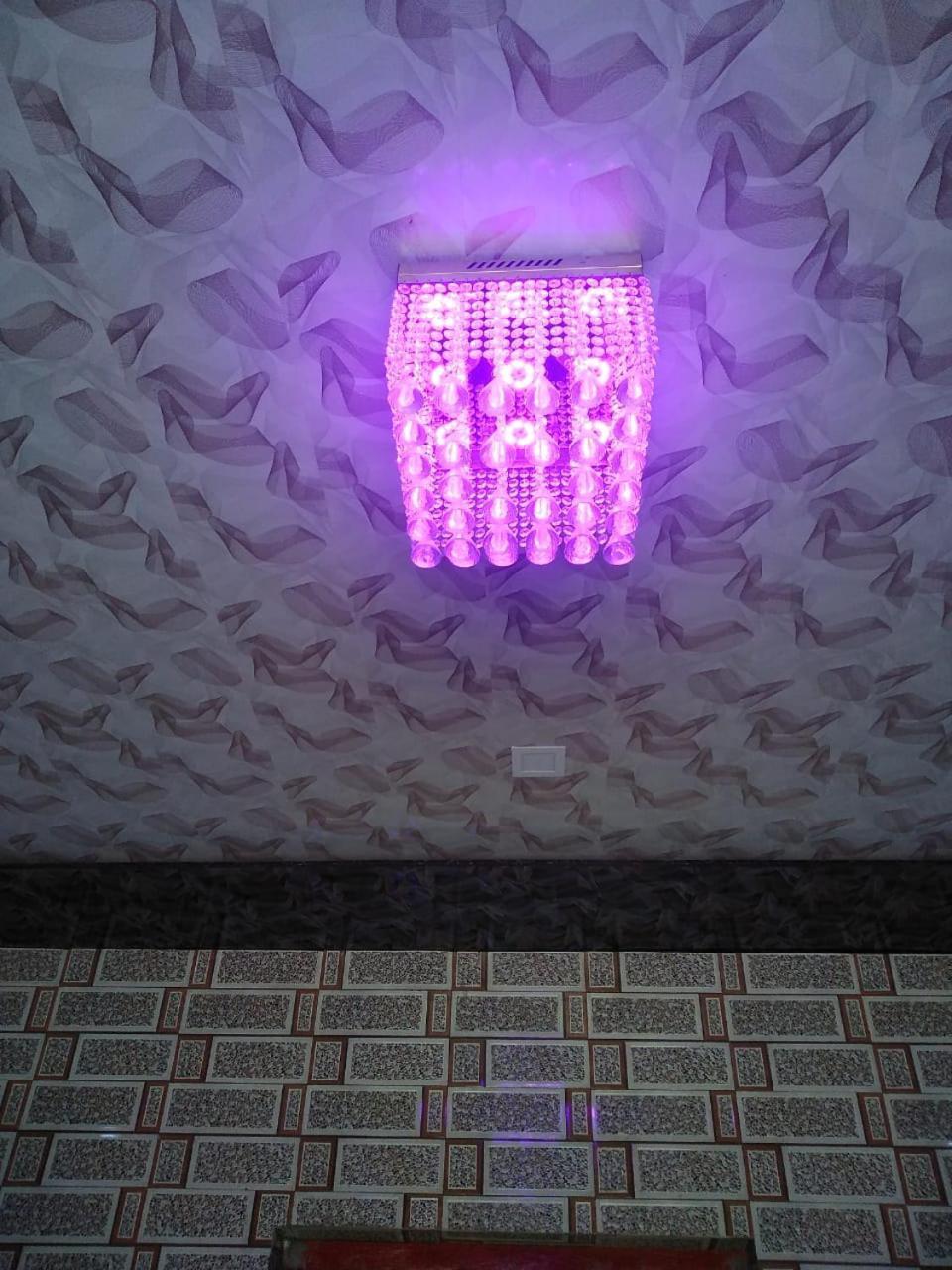 Radha Krishna Dham Villa Vrindavan Luaran gambar